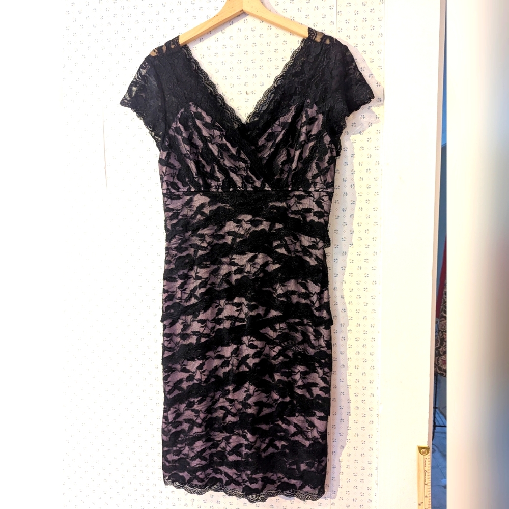 Marina Black Lace Dress Baby Doll Waist Cap Sleaves Lilac Lining Trending M Chic